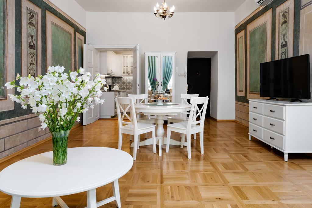 P&J Luxury Apartments Krakow Luaran gambar